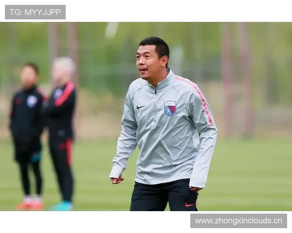 徐亮批评国足表现不佳称伊万教练水平低迷 中印战主裁判判罚引发争议